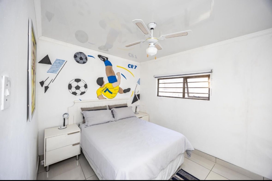 5 Bedroom Property for Sale in Baysville Eastern Cape